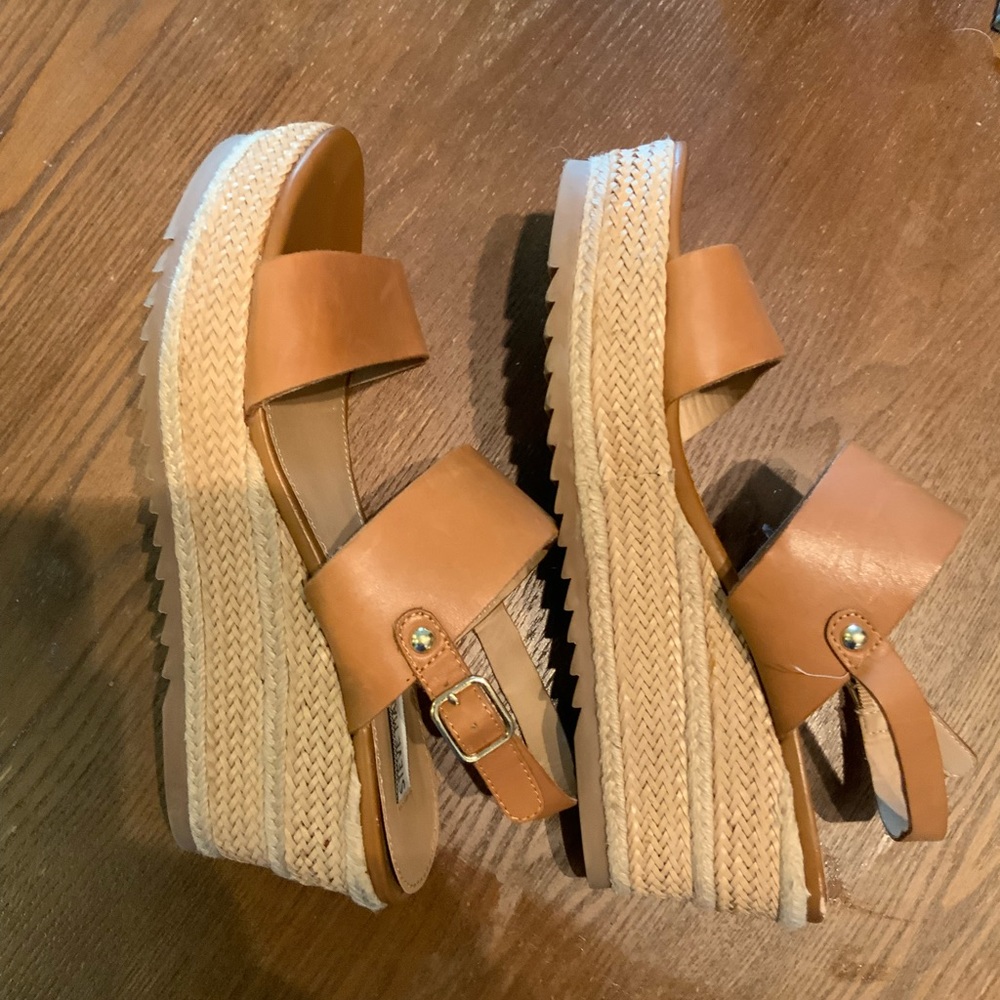 Steve Madden Wedges Size 9